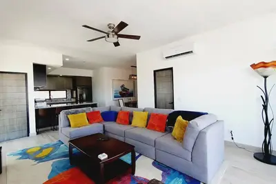 Image de Penthouse 4rec, 3baths, Jacuzzi, Ocean & City views