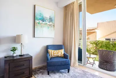 Image de \"Casa Lola\" Land's End Views