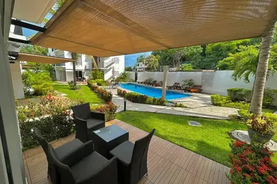 Image de Nice first floor apartment, air conditioning, access to pool and 10 min from the beach.