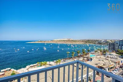 Image de Beautiful seafront 1br home w/comfy bed, Ac & Wifi