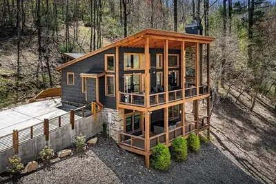Image de New Modern Rustic Mountain Home