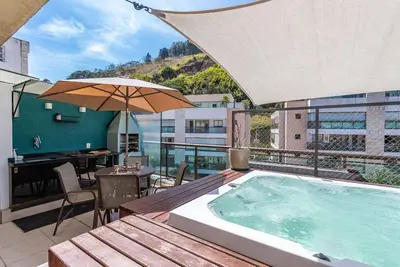 Image de Private Jacuzzi Penthouse in the Heart of Itaipava