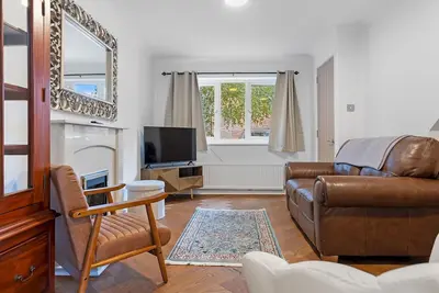 Image de Beautiful Renovated Central Home in York with Free Parking | Pass The Keys