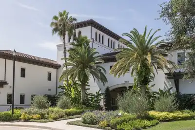 Image de 2-bedroom villa in delightful Orlando near golf and theme parks.