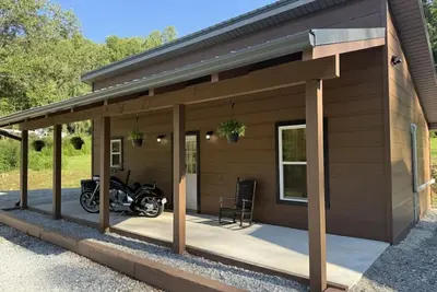 Image de Cozy Dragon's Nest Cabin Retreat