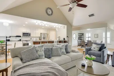 Image de Near Rev & Civil War History Museums! Camden Home