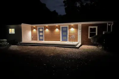 Image de Campus Close: Walk to Famu, Near Fsu, Pets Yes