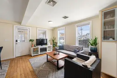 Image de Spacious 5br Beach Home • Walk to Ocean