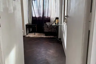 Image de Full apartment for 4/5 people in downtown Mendoza; optional parking in front of the apartment.