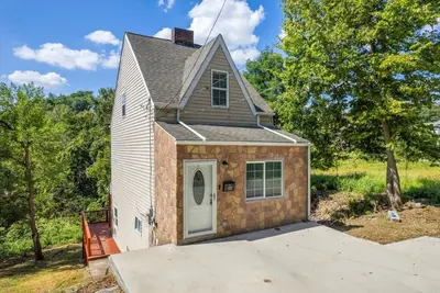 Image de 3 Br / 2 Ba 100% Remodeled Home-Walking To Scenic Overlooks