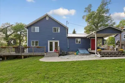 Image de Relax and have fun year round at Casita Rosita on Roberds Lake.