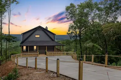 Image de Stunning Views | Sauna | Hot tub | Bar- 2 Kitchens