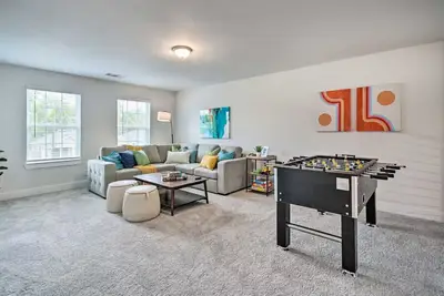 Image de Modern 4br – 2532 Sq Ft w/ Office & Game Room