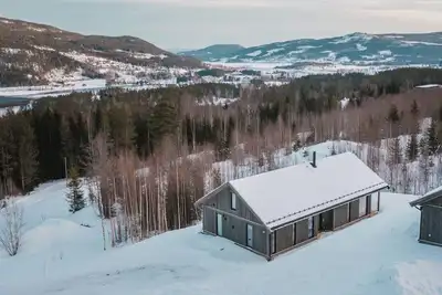 Image de Chalet spacieux avec sauna et centre de ski