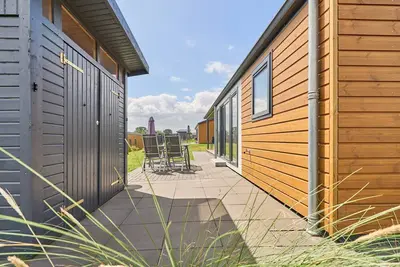 Image de The Seebrise vacation home offers you an idyllic, rural setting in which to relax.