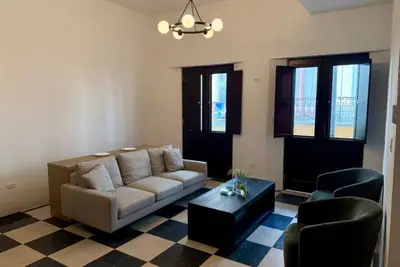 Image de Colonial Elegance Steps to Iconic Forts