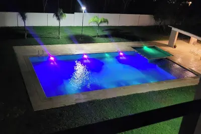 Image de New condo 3 bedrooms 2 full bathrooms, 24hr security.