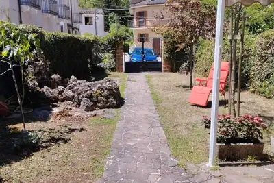 Image de Three Bedroom House With Garden