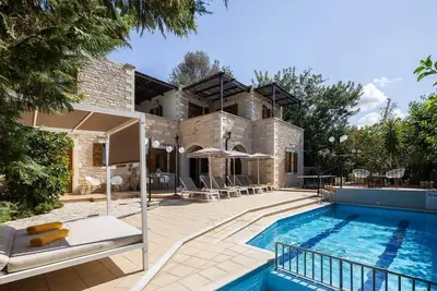 Image de Villa Marcos Chara - Cinq Chambres Villa, Couchages 11