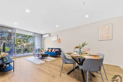 Image de Carlingford two-bedroom two-bathroom apartment