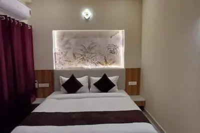 Image de Raghav Vilas ~ Luxury 2bhk Near Vishwanath Temple