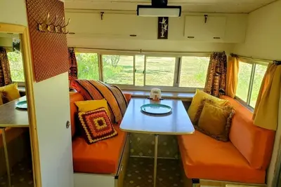 Image de Travel back in time and camp like its  1970! Camper outfitted with 1970s gear.