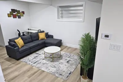 Image de Spacious 2 bedroom unit in North Edmonton.