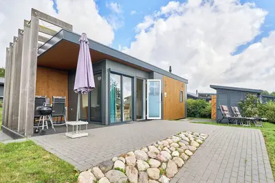 Image de Vacation home Victoria by the lake with terrace and family-friendly facilities