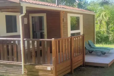 Image de Mobil home 2 chambres avec terrasse à Dévillac