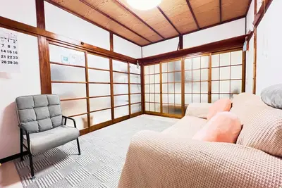 Image de 9-minute walk from Shinkoiwa Station, with easy access to Akihabara, Disneyland, Sensoji Temple, Shibuya, and Shinjuku, and convenient to Narita and Haneda airports.