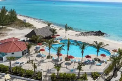 Image de Breath taking Ocean Front 5l Bimini Cove just steps from pool & Tiki bar