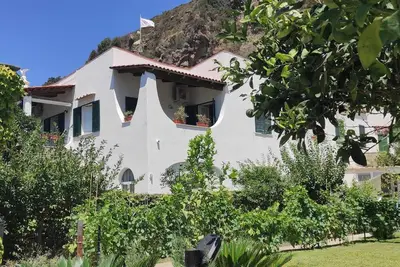 Image de Capercia Home - House in verdant area within walking distance of La Mortella Gardens