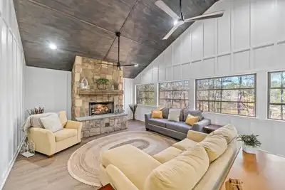 Image de Lakeside Lodge on Bluegill-\n Arcade, Dock, FirePit