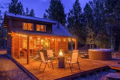 Image de Blue Top Cabin Log Bend/SunRiver: HotTub FirePit Family/Dog/Horse Public Trails