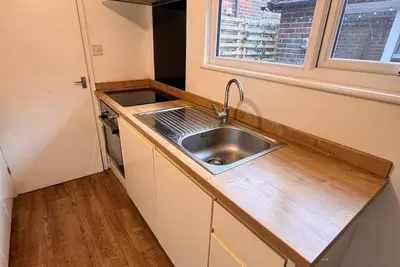 Image de Sleek, smart, and steps from Historic High Street