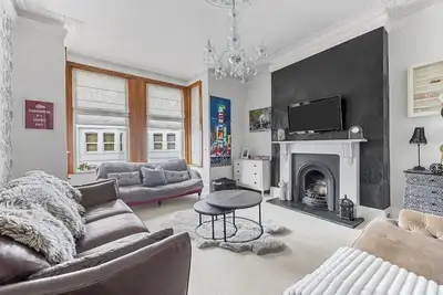 Image de Spacious 4 Bedroom Townhouse Close to City Centre, Barbican, Hoe & Moors