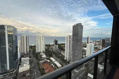Image de Broadbeach Sky Retreat 2br Stunning Beach Views