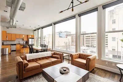 Image de Penthouse Suite Downtown Indianapolis Luxury 1br Apartment