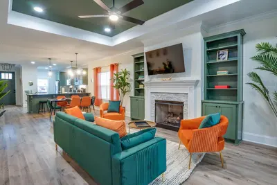 Image de Tally Cozy Craftsman Near Football Parks Lake & Airport