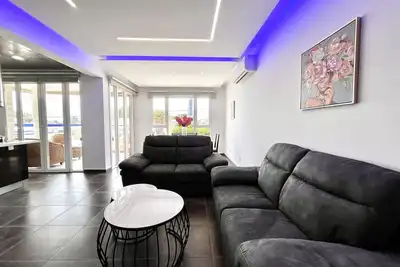 Image de Stay Neo Coast Apartment