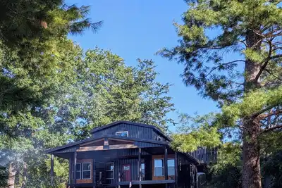 Image de The Cargo Hold is surrounded by Adventures in every direction Enjoy the Voyage