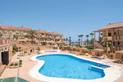 Image de Sunny Terrace Getaway by Alfresco Stays