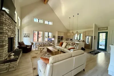 Image de Night Preserve Ponderosa Cabin with Ac