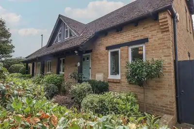 Image de June Cottage, pet friendly, country holiday cottage in Wool