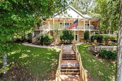 Image de Serenity Outlook - 5bedrooms, Sleeps 12, Kayaks, Paddleboards, Firepit + More!