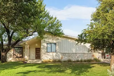 Image de Nestled In Nature Compound - Pet-Friendly, Acreage