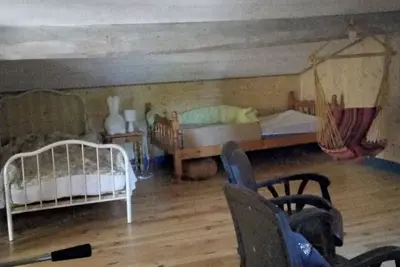 Image de Suite au premier  étage d’une habitation  typique