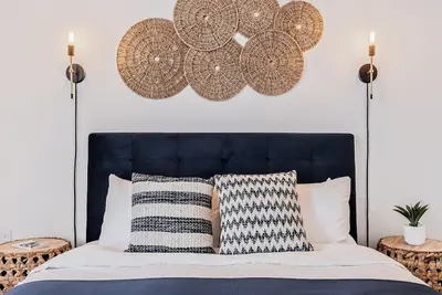 Image de La Montmorency | Parking | Piscine and Bbq | Ac