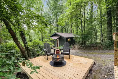 Image de Resilience Road Cottage: Walk to Downtown Saluda, Close to Hiking & Activities!