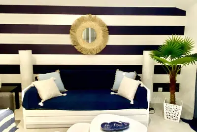 Image de Blue Beach Home with Terrace